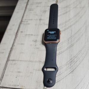 Apple Black Smartwatch Sleek Design